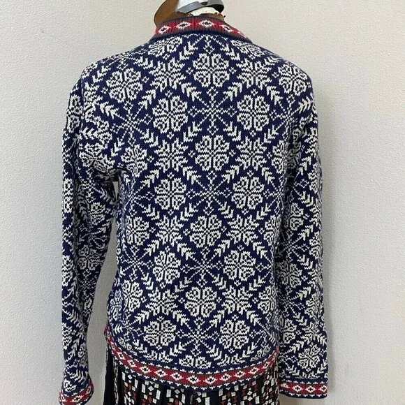 LL BEAN BEAUTIFUL HOLIDAY Nordic Blue White Snowflake Cardigan Sweater Size S